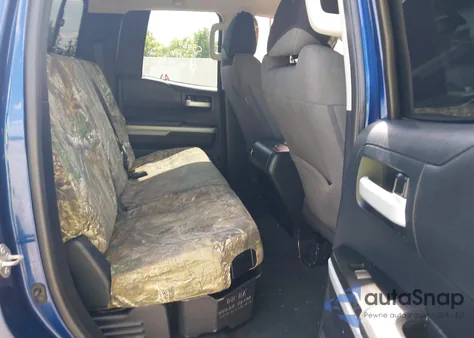 2014 Toyota Tundra Sr5 4.6L V8 z USA, uszkodzony, nr VIN 5TFUM5F15EX051432